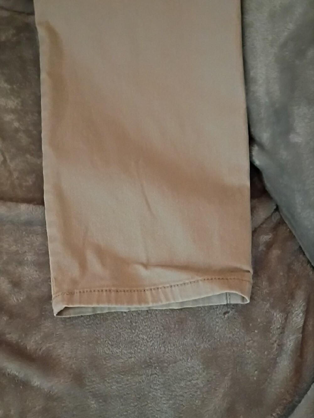 American Eagle Outfitters Men's Tan Chino Pants - Picture 5 of 7